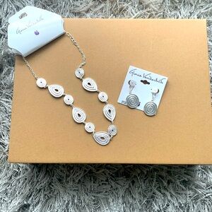 Gloria Vanderbilt Jewelry